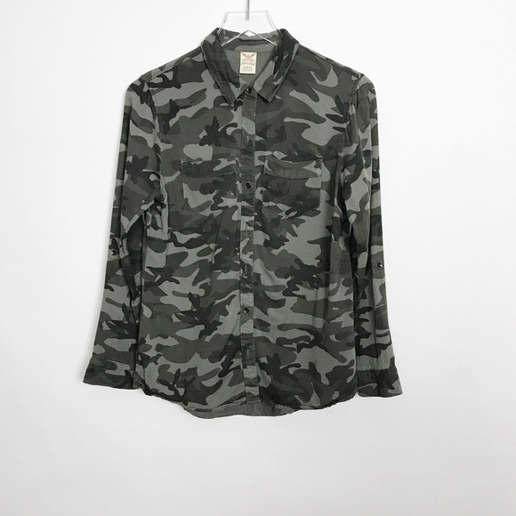 Faded Glory camouflage button down w/patch pockets - Picture 1 of 8
